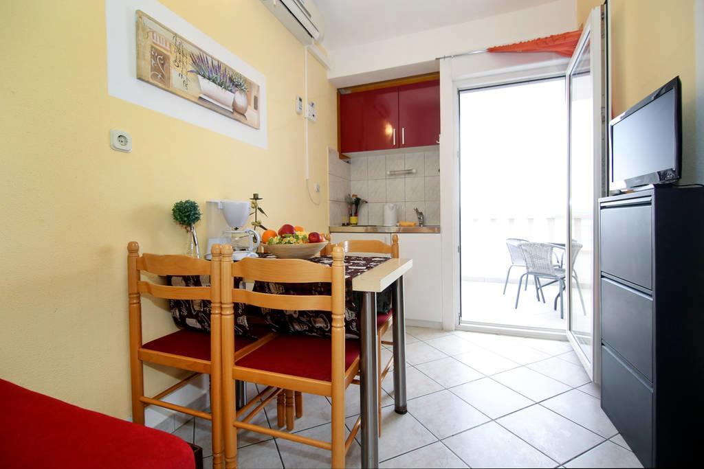 Apartments Mediteran Tice Экстерьер фото